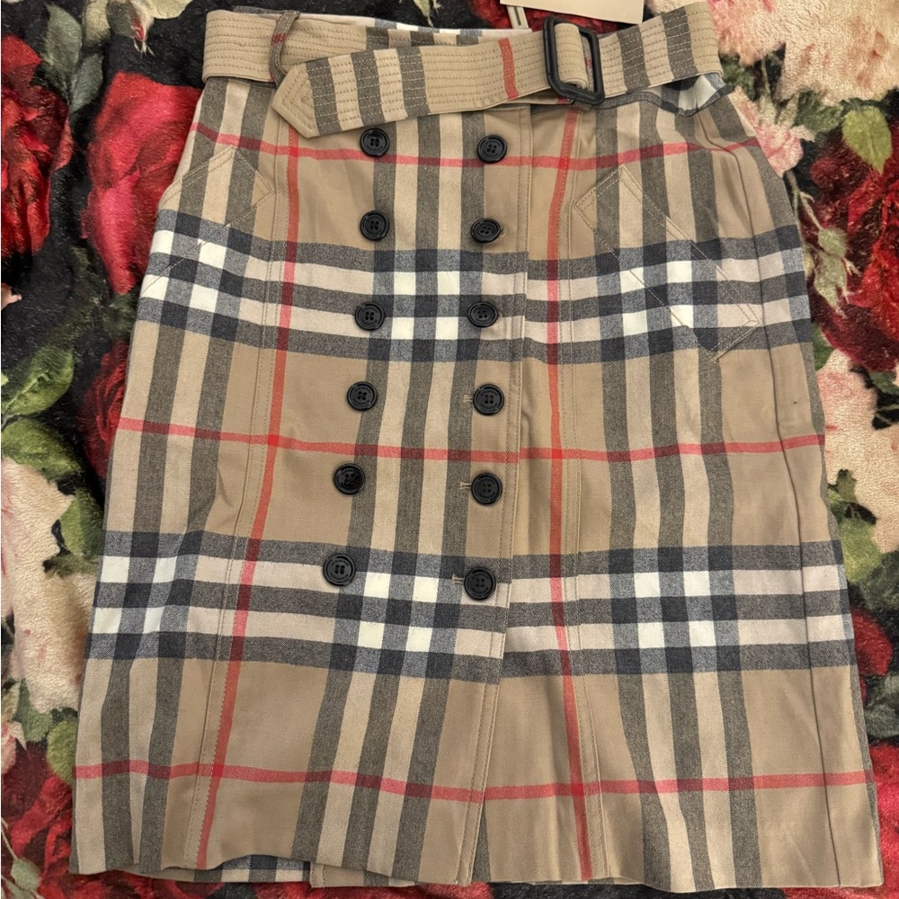 Burberry Tan and Black Mini Pencil Skirt for Casual Work